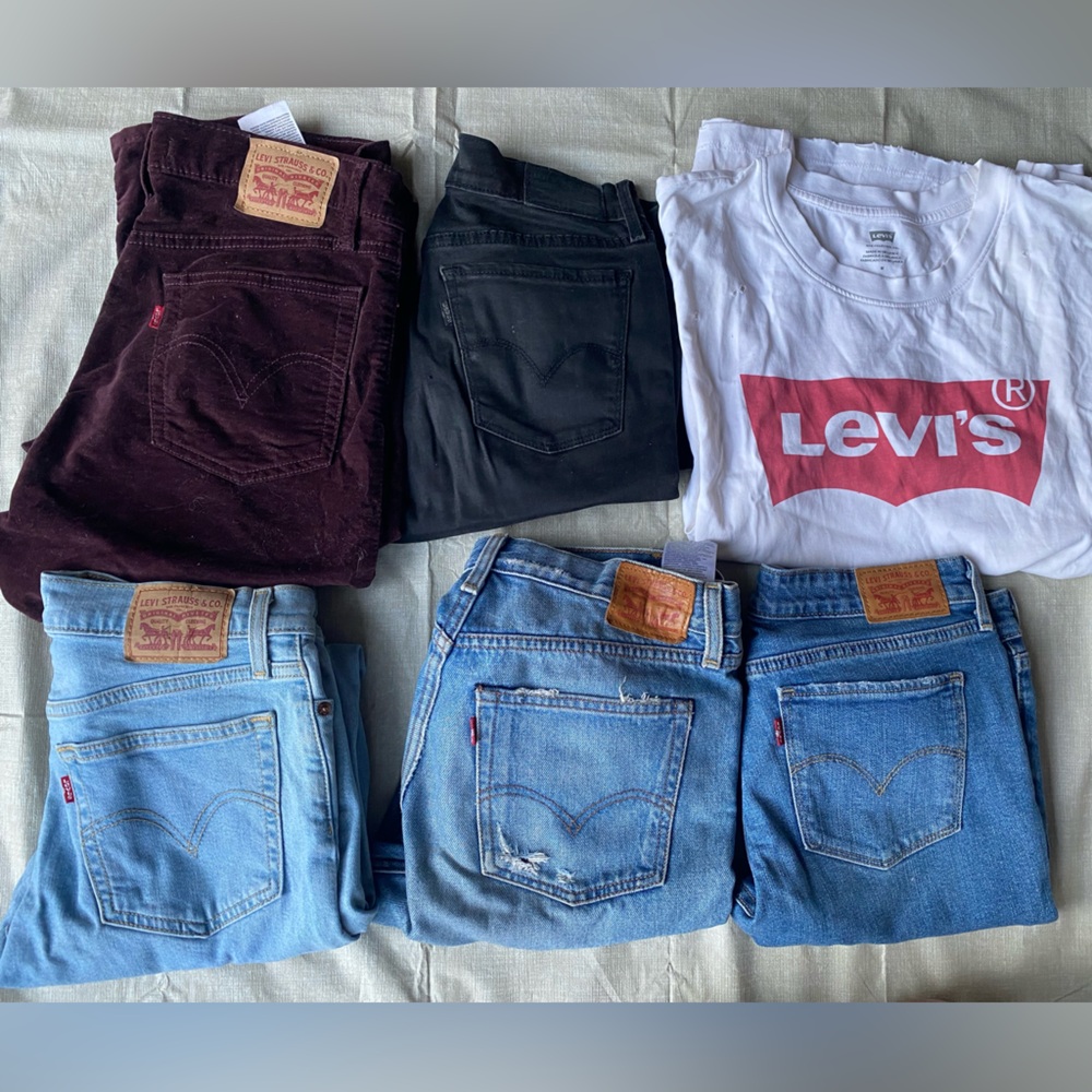 LEVIS BUNDLE!